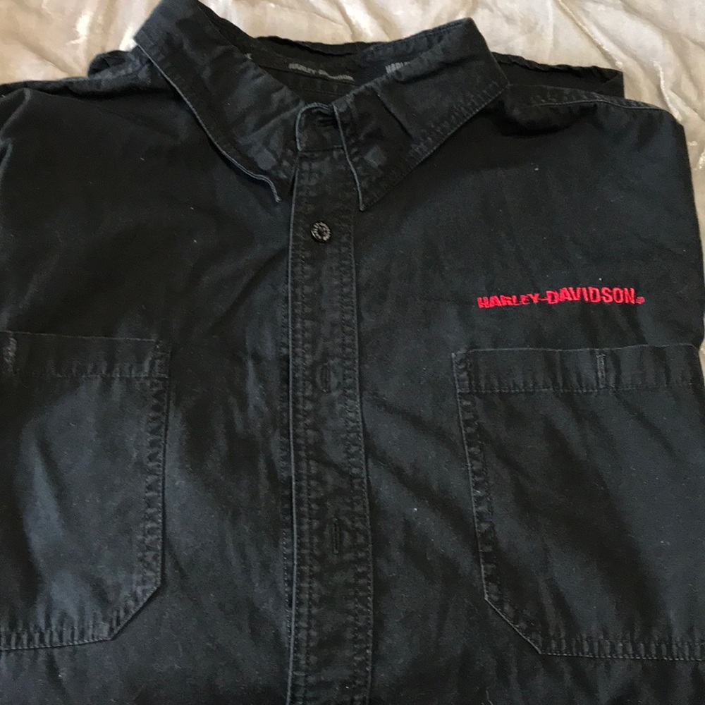 Men’s Harley Davidson shirt